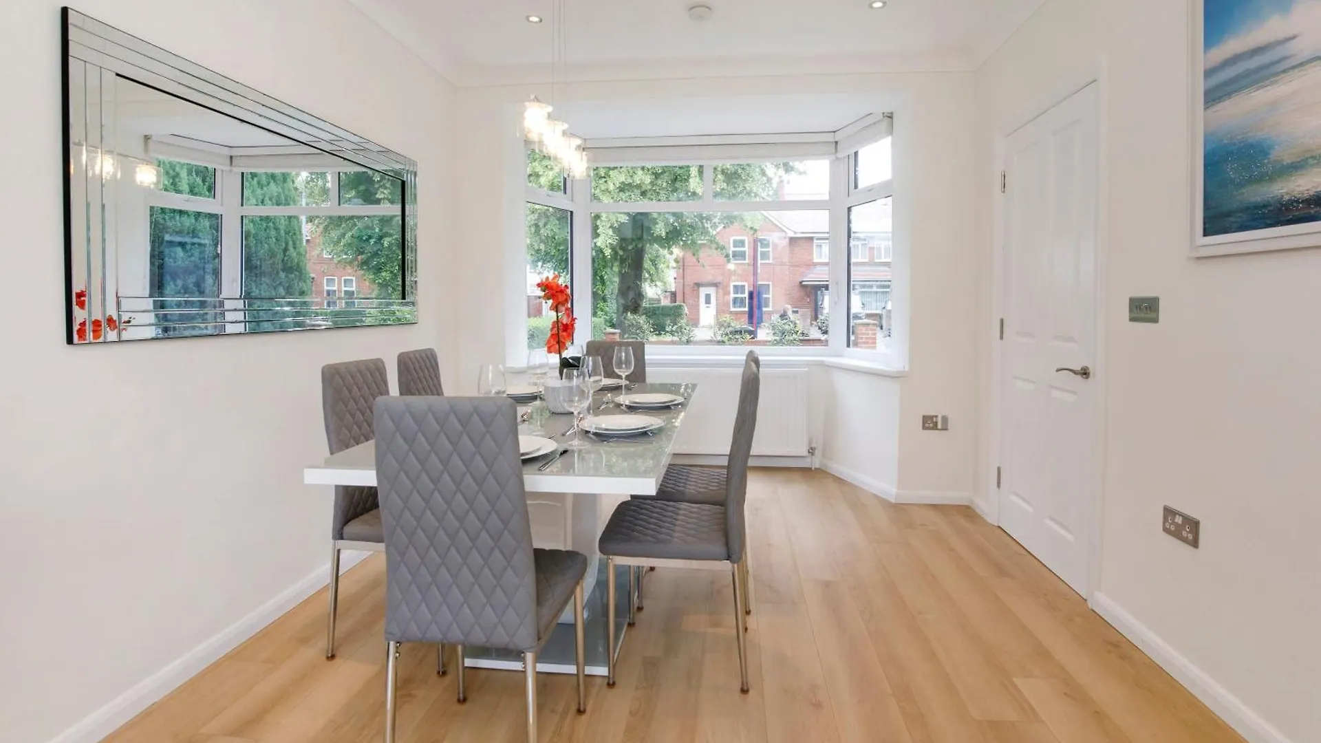 The Burton York 3 Bedroom House Sleeps 6